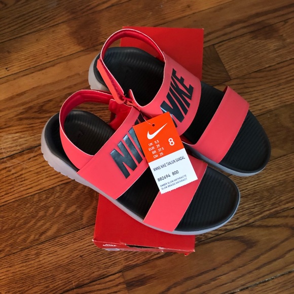 nike tanjun sandals red